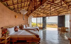 Hanchey Bamboo Resort 3*